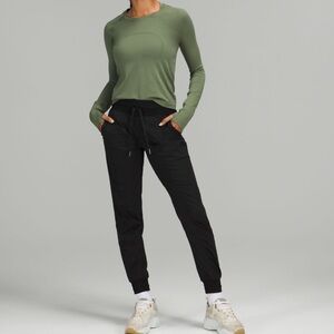 LULULEMON DANCE STUDIO MID-RISE JOGGER